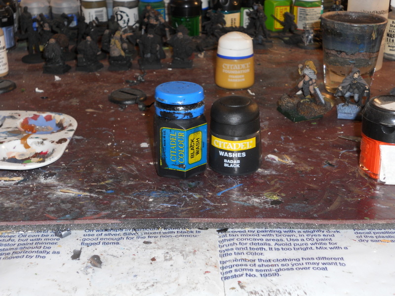 Before and after a wash of Nuln oil. Im considering to add another